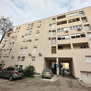 Donatus - Modern Near The Bridge/centre , Zadar Chorwacja